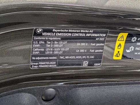 Used 2023 BMW X6 xDrive40i w/ M Sport Package image 24