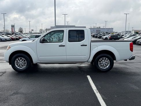 Used 2016 Nissan Frontier SV w/ SV Value Truck Package image 8