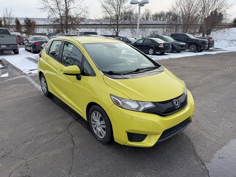 Used 2016 Honda Fit LX image 4