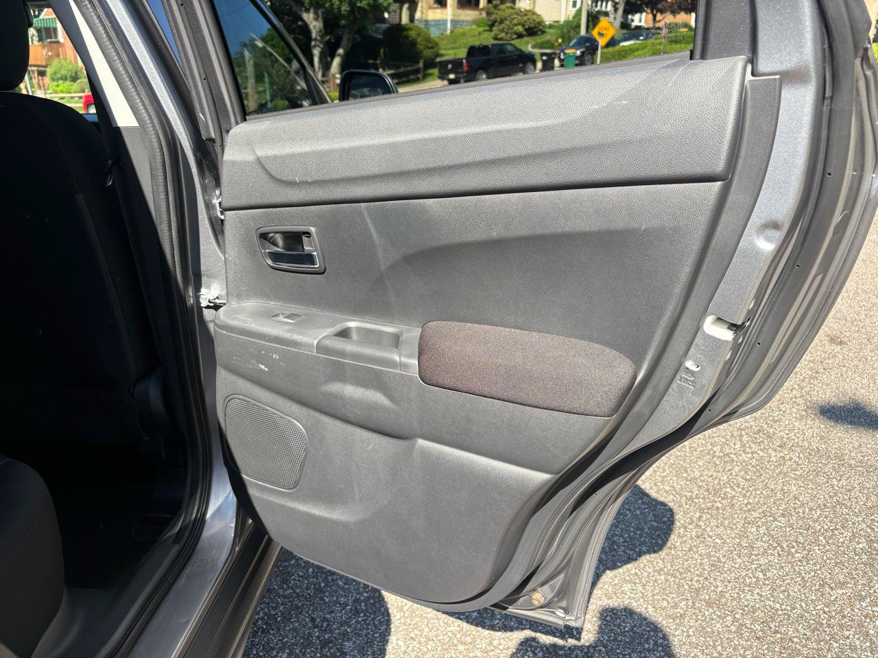 Used 2024 Mitsubishi Outlander Sport ES AWD/4WD image 20