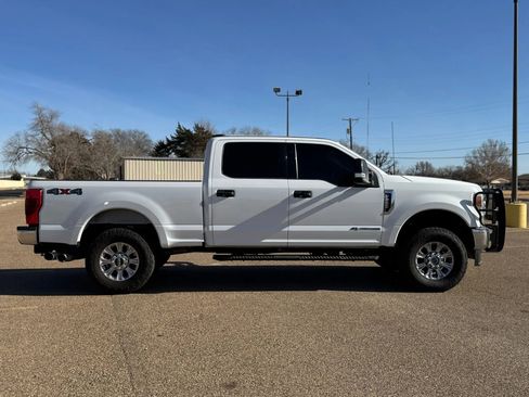 Used 2022 Ford F250 XLT image 6