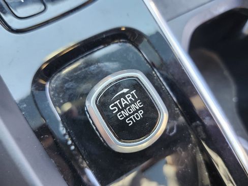 Used 2022 Volvo XC60 B6 Inscription w/ Advanced Package image 41