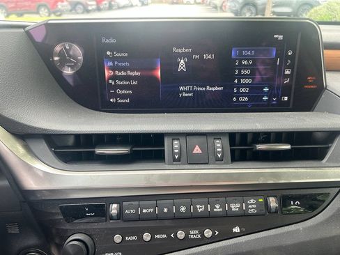 Used 2020 Lexus ES 350 w/ Accessory Package 2 FWD image 12