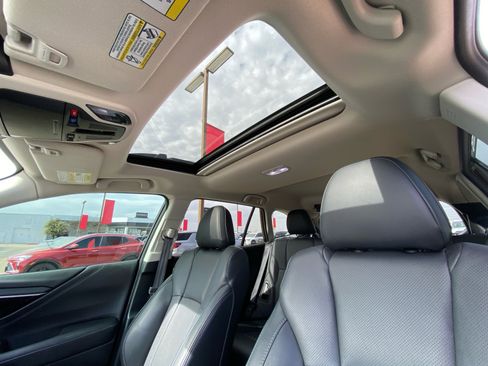 Used 2025 Subaru Outback Limited image 19