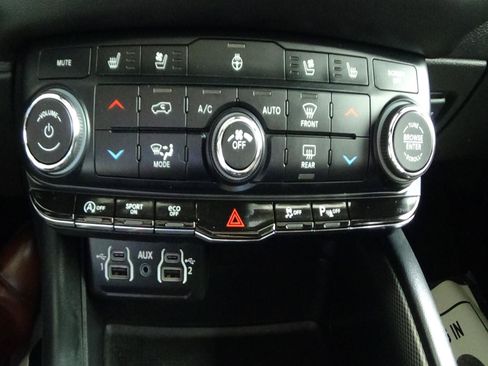 Certified 2024 Dodge Durango GT AWD/4WD image 27
