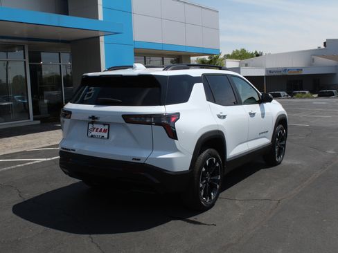 New 2026 Chevrolet Equinox RS w/ Convenience Package III AWD/4WD image 4