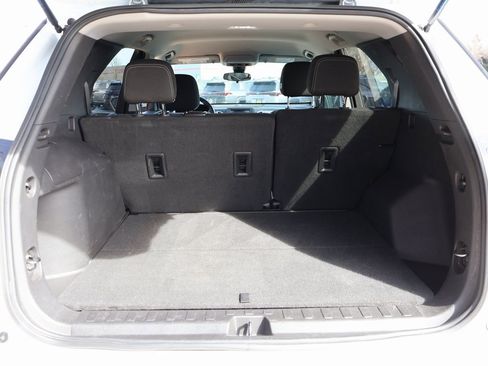 Used 2022 Chevrolet Equinox LS w/ LS Convenience Package image 15