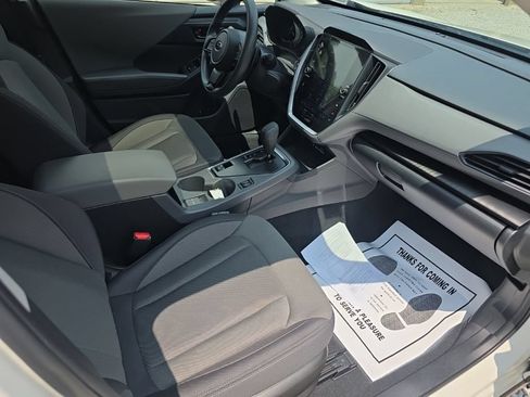 Used 2025 Subaru Crosstrek 2.5i Premium AWD/4WD image 19