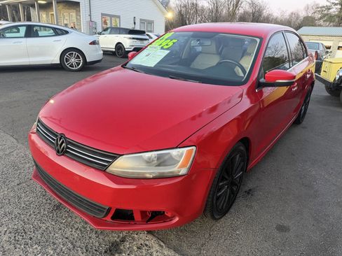 Used 2014 Volkswagen Jetta SE image 4