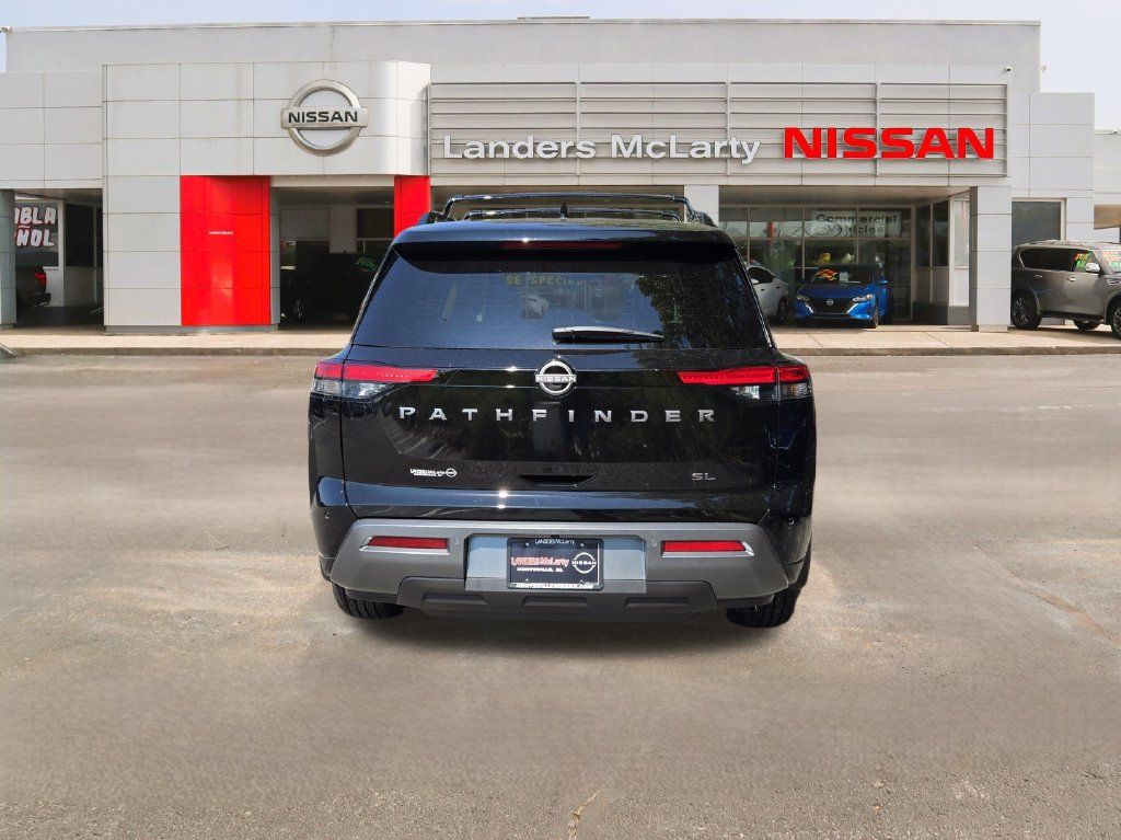 New 2026 Nissan Pathfinder SL FWD image 4