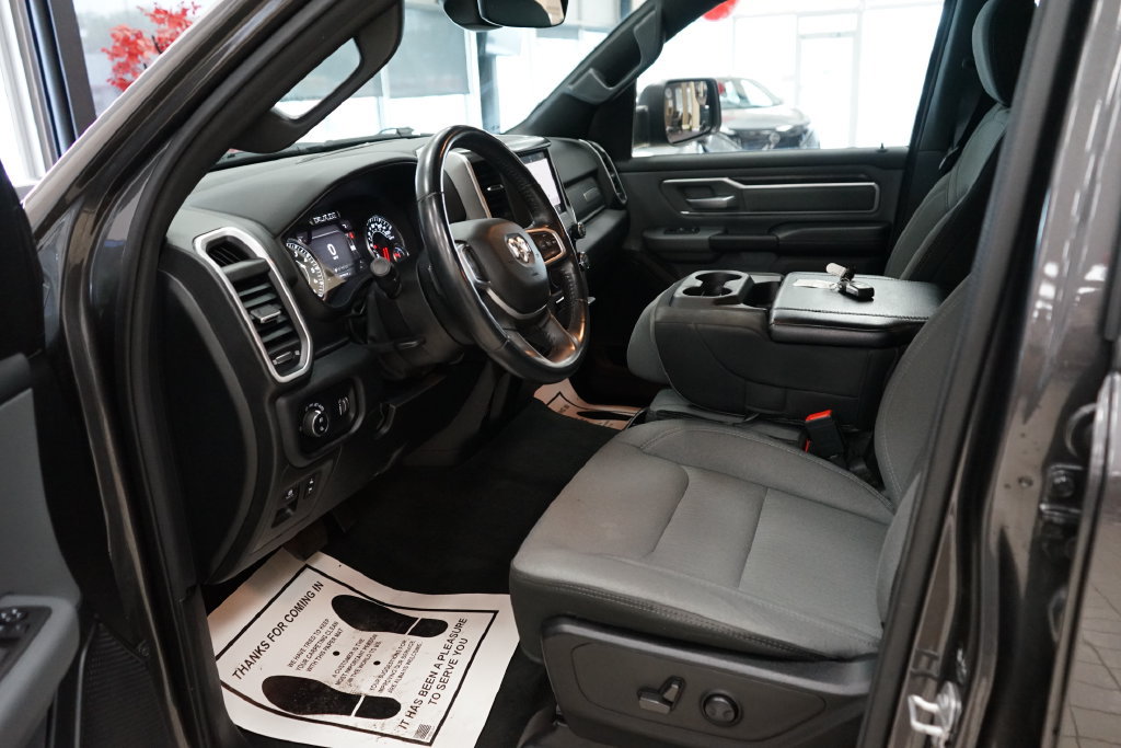 Used 2022 RAM 1500 Big Horn AWD/4WD image 24