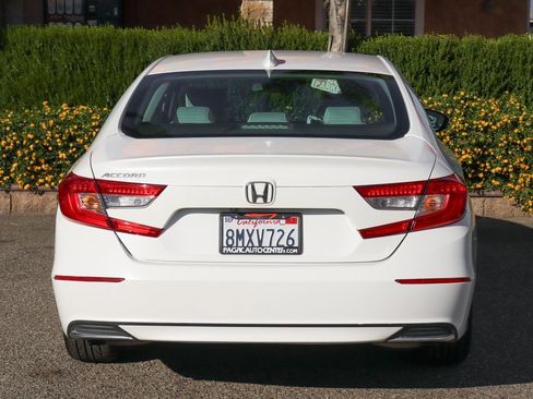 Used 2019 Honda Accord LX image 7