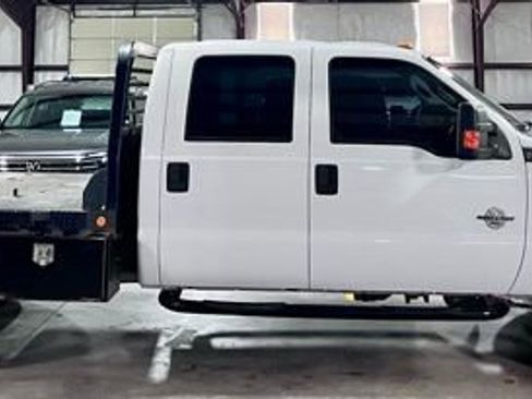 Used 2016 Ford F350 XL w/ Power Equipment Group AWD/4WD image 2