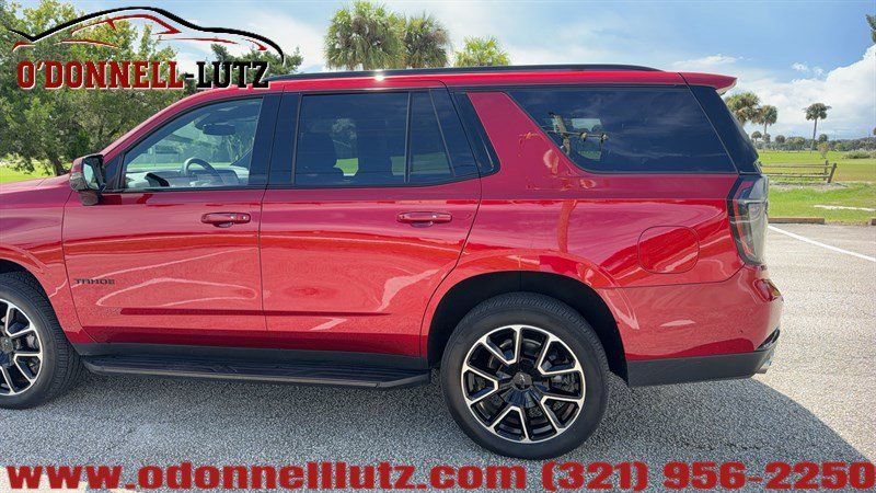 Used 2025 Chevrolet Tahoe RST w/ Comfort Package AWD/4WD image 3