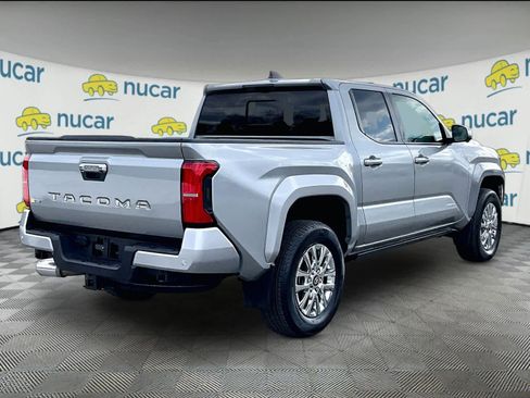 Used 2024 Toyota Tacoma Limited w/ Limited Package (LT) image 6