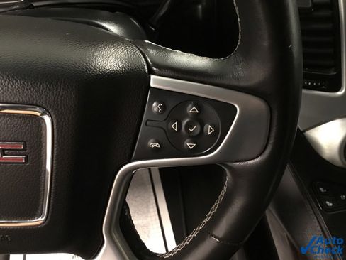 Used 2017 GMC Yukon SLT image 48