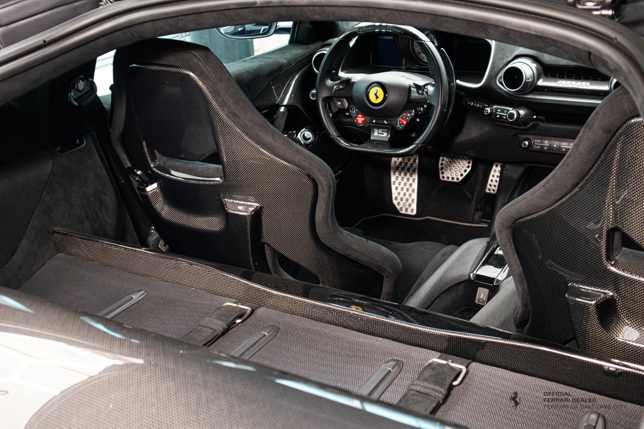 Used 2023 Ferrari 812 Competizione RWD image 7
