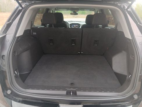 Used 2021 GMC Terrain SLE w/ Driver Convenience Package image 17