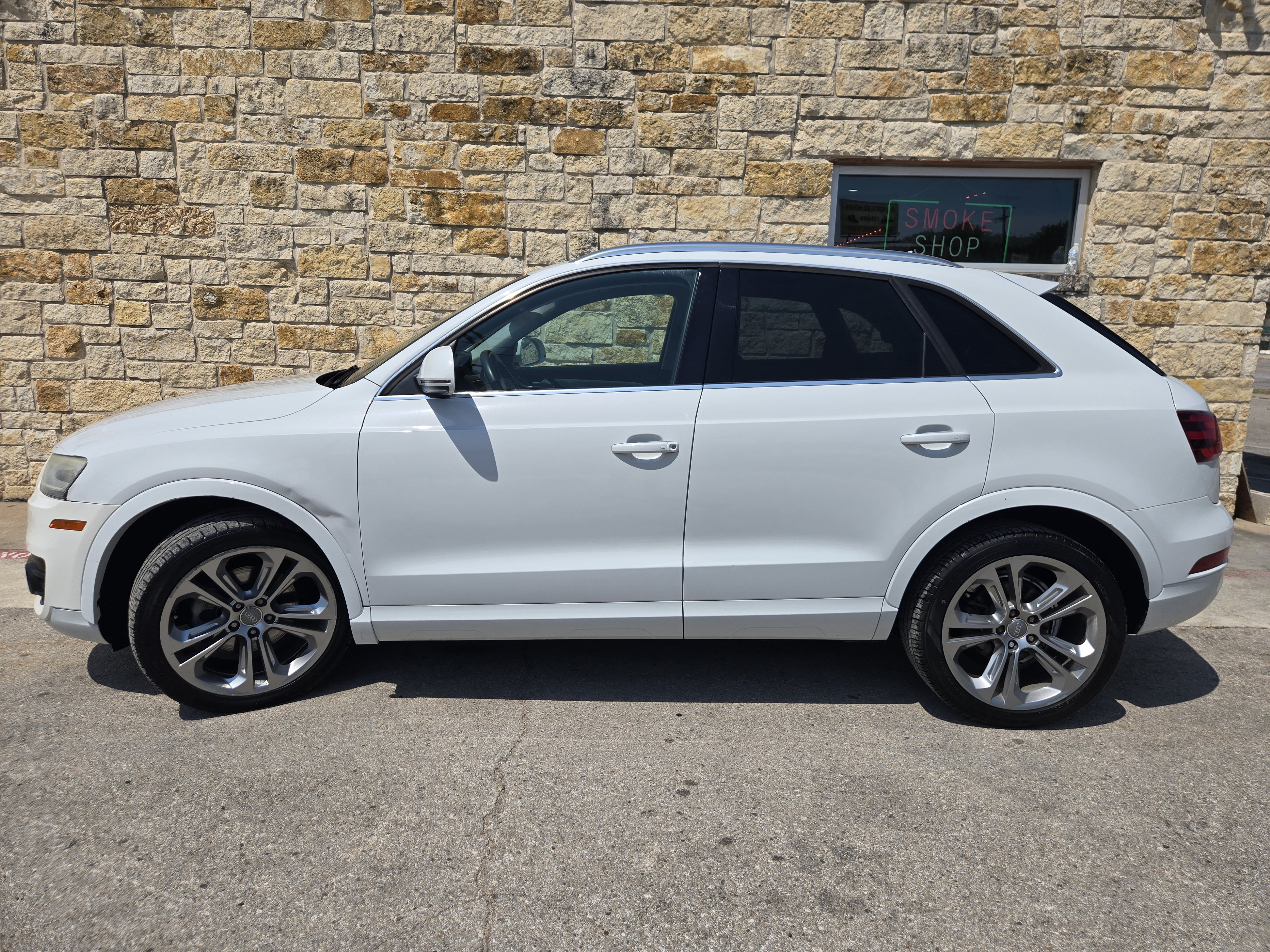 Used 2015 Audi Q3 2.0T Premium Plus AWD/4WD image 1