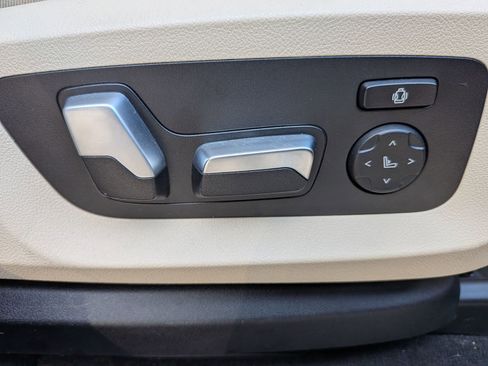 Used 2021 BMW X5 sDrive40i w/ Convenience Package image 41