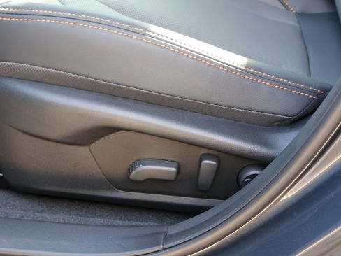 New 2026 Subaru Crosstrek 2.5i Limited w/ Crosstrek Mirror Package image 24