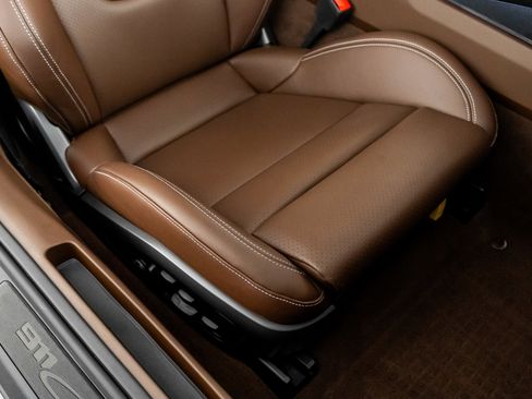 Used 2024 Porsche 911 Carrera 4 GTS image 30