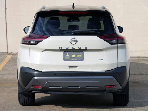 Used 2022 Nissan Rogue SL FWD image 48