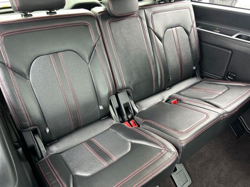 Certified 2022 Ford Expedition Limited AWD/4WD image 26