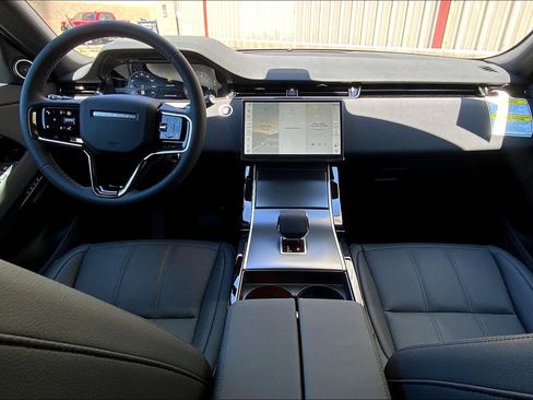 New 2026 Land Rover Range Rover Evoque S image 7