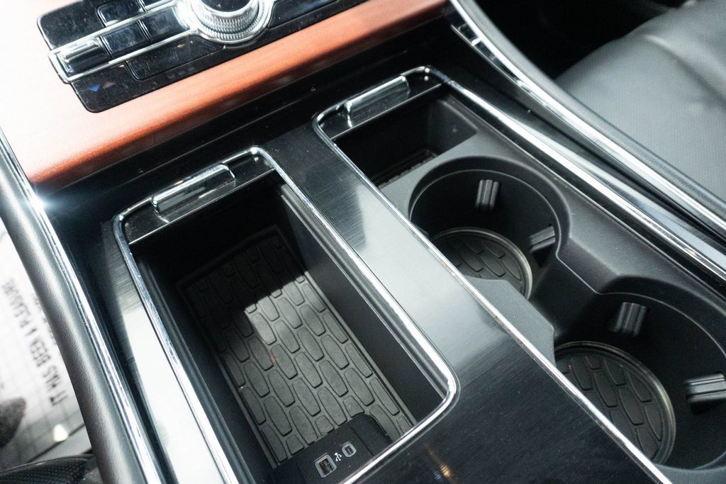 Used 2023 Lincoln Aviator Reserve RWD image 29