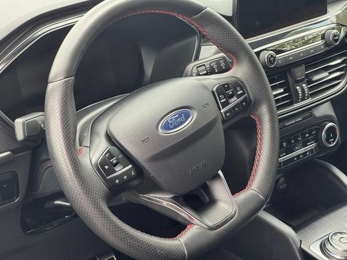 Used 2024 Ford Escape ST-Line AWD/4WD image 12