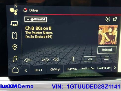 Used 2025 GMC Sierra 1500 SLT image 28