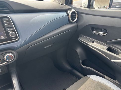 Used 2025 Nissan Versa SV image 33