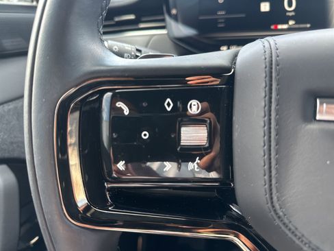 Used 2025 Land Rover Range Rover Sport Dynamic SE image 28