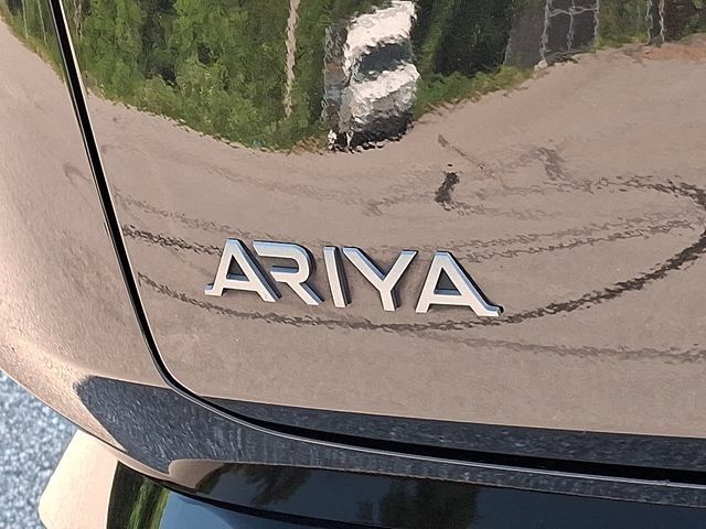 Used 2023 Nissan Ariya AWD/4WD image 38