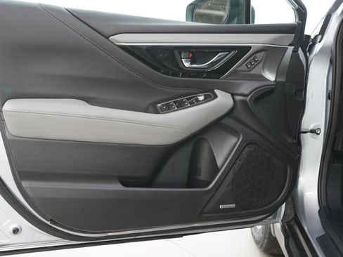 Used 2023 Subaru Outback Limited AWD/4WD image 19