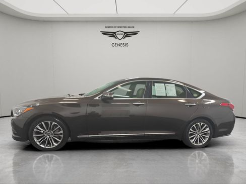 Used 2015 Hyundai Genesis 3.8 AWD/4WD image 2