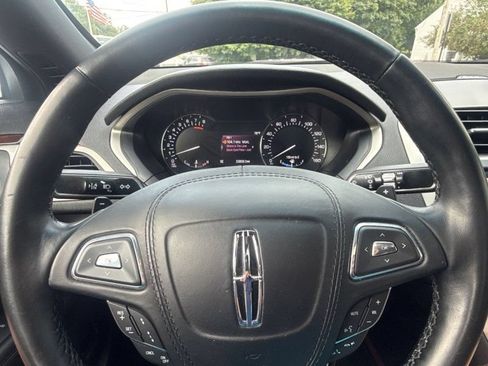 Used 2019 Lincoln MKZ Reserve AWD/4WD image 22