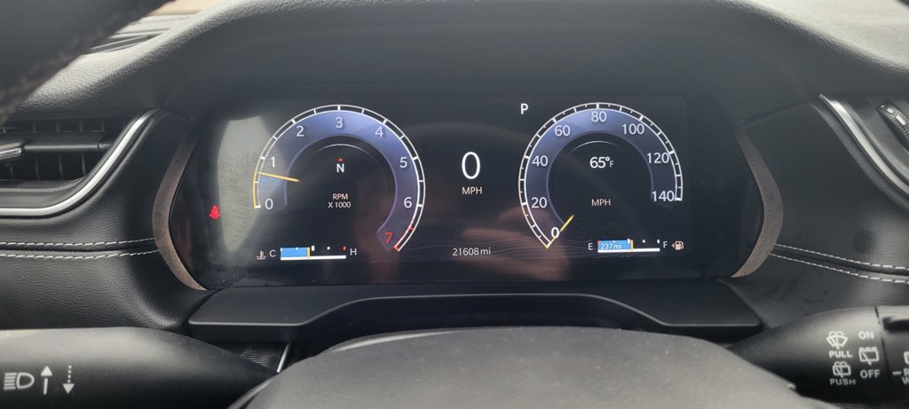 Used 2024 Jeep Grand Cherokee Altitude AWD/4WD image 17