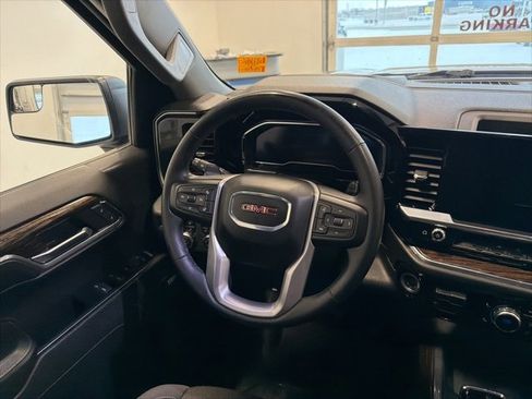 Used 2024 GMC Sierra 1500 Elevation w/ Preferred Package image 31