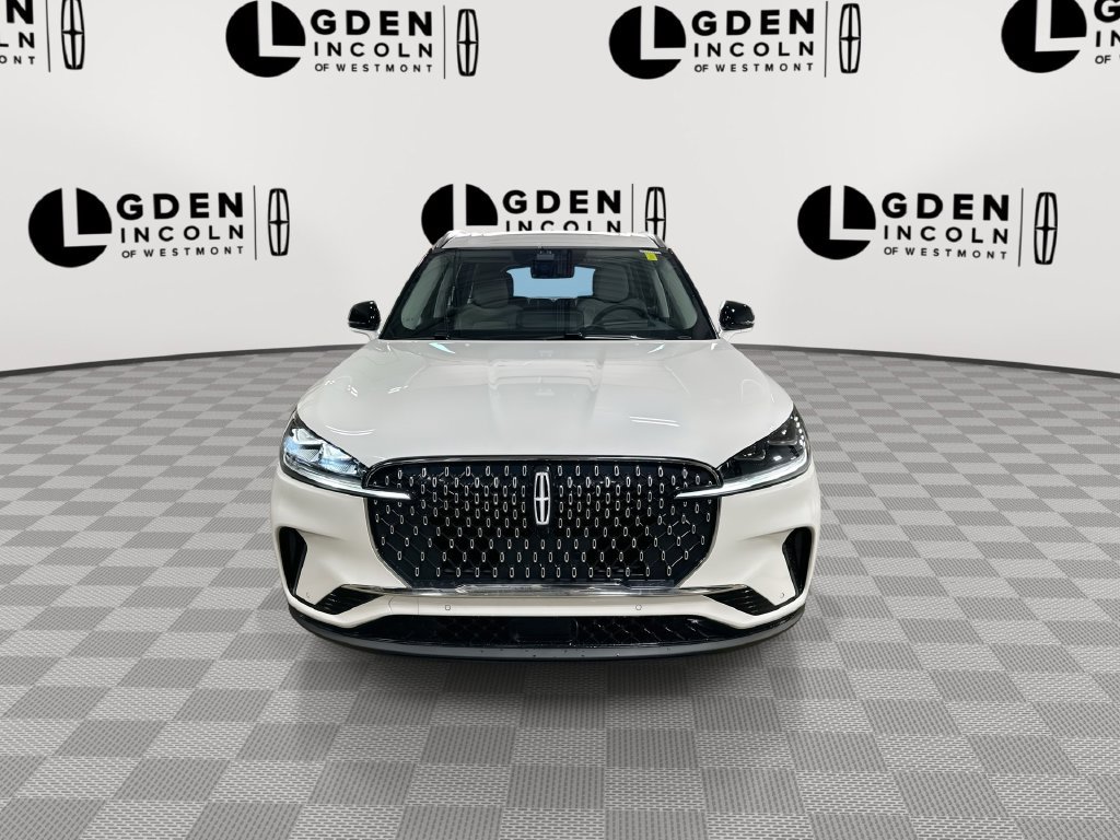 Used 2026 Lincoln Aviator Reserve AWD/4WD image 3