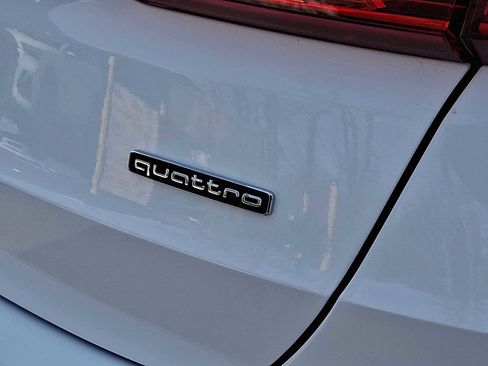 Used 2025 Audi Q3 2.0T Premium w/ Convenience Package image 24