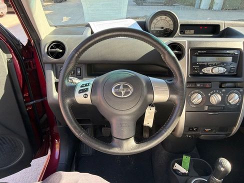 Used 2006 Scion xB FWD image 14