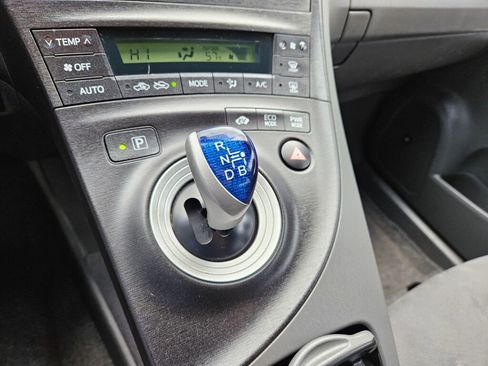 Used 2010 Toyota Prius One image 20