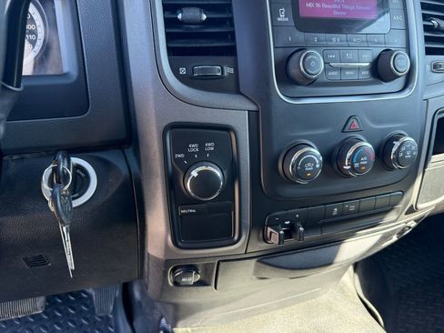 Used 2014 RAM 1500 Tradesman w/ Power & Remote Entry Group image 27