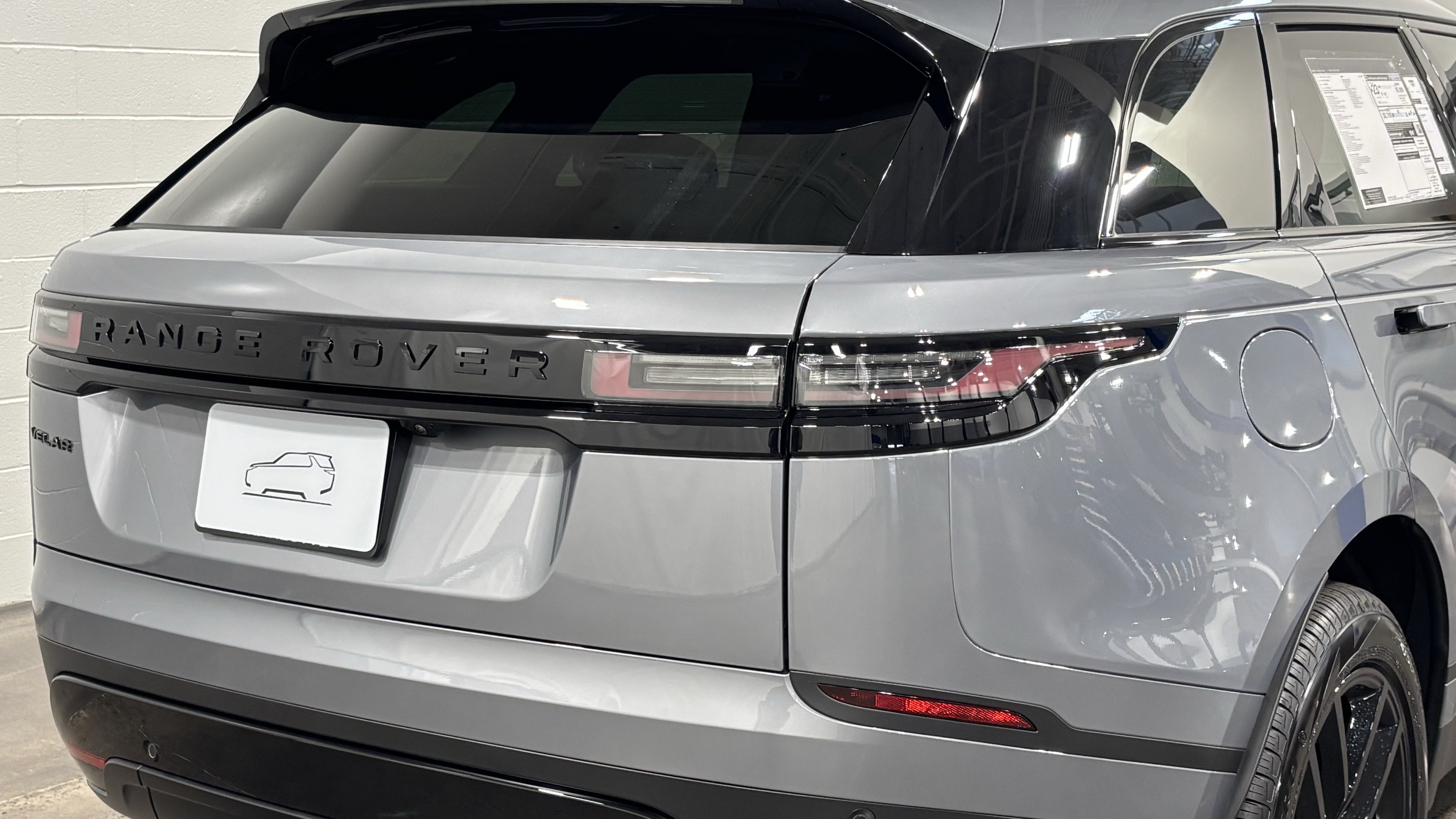 New 2026 Land Rover Range Rover Velar S AWD/4WD image 18