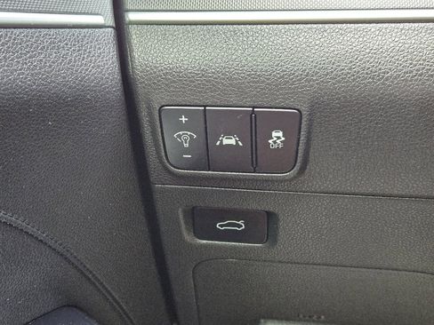 Used 2022 Kia K5 LX image 24