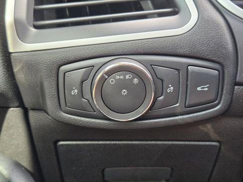 Used 2017 Ford Edge SEL w/ Equipment Group 201A FWD image 21
