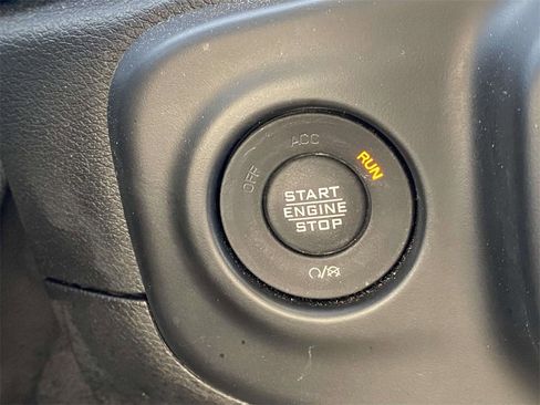 Used 2021 Jeep Wrangler Unlimited Sport image 28