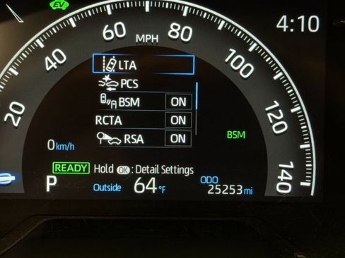 Used 2024 Toyota RAV4 XLE w/ Convenience Package image 18